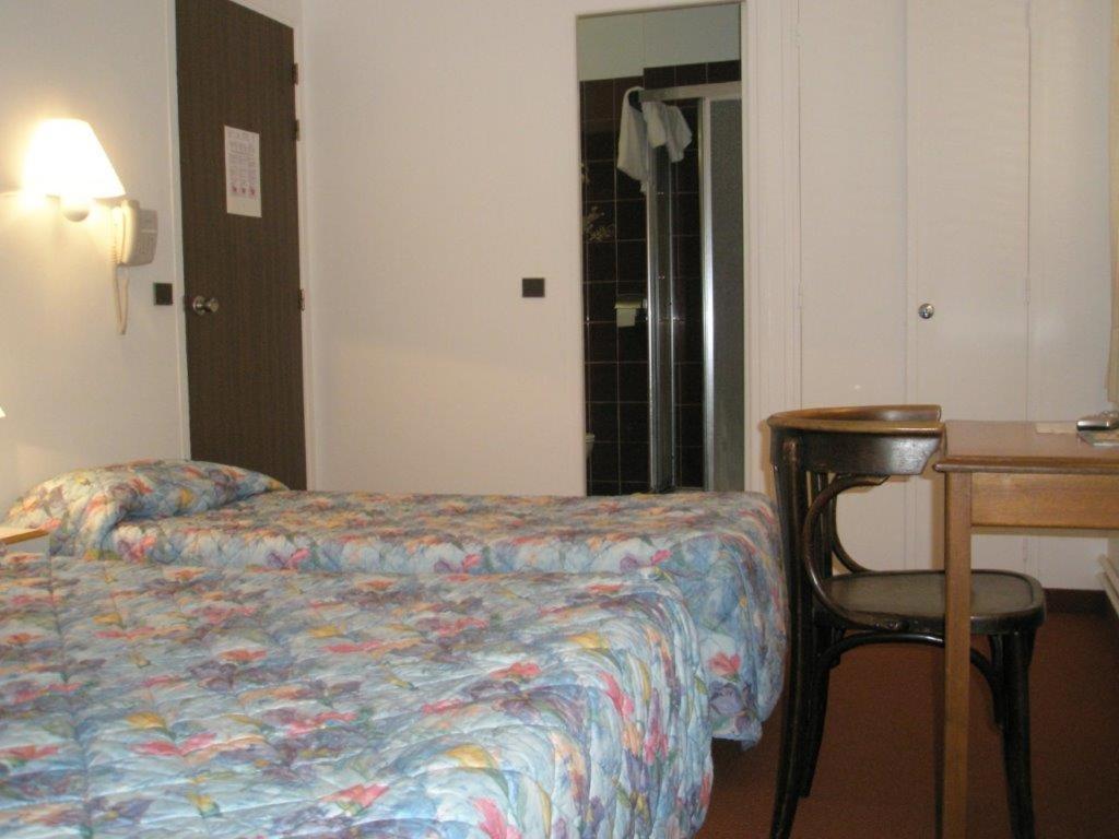 Hotel Restaurant Pavillon Carina Gap Bagian luar foto